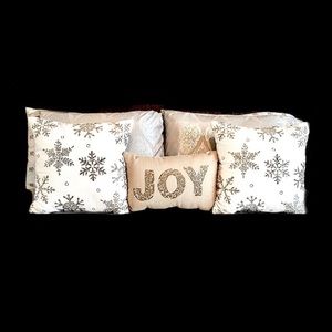 2 SPARKLING SNOWFLAKES WINTER EMBELLISHED SEQUINED CUSHIONS VELVET FEEL